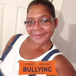 Meet your Posher, Renee